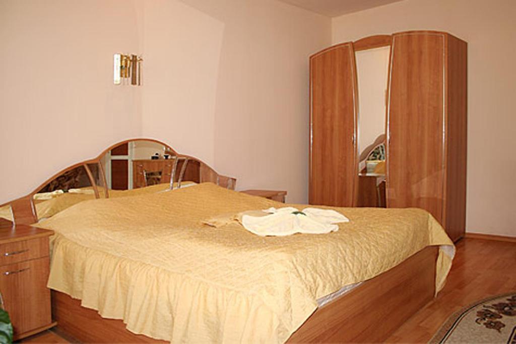 Hotel Rade 2 Vratsa Habitación foto